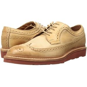 Allen Edmonds 8 1/2 E (Wide) Shannon Drive Casual Wingtip Men’s Shoe